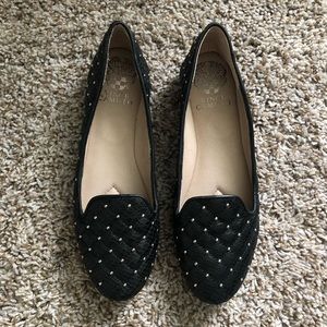 NWOT Vince Camuto Black Flats